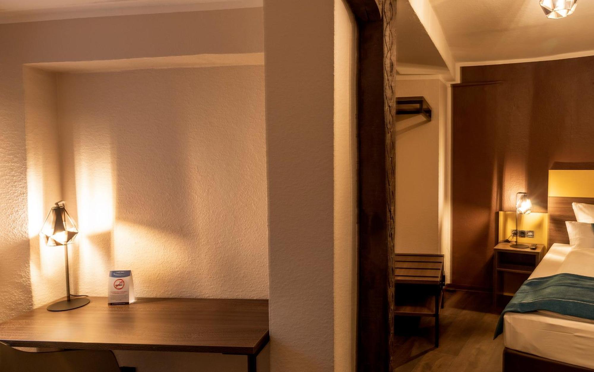Trip Inn Hotel Sachsenhausen Франкфурт на Майн Екстериор снимка