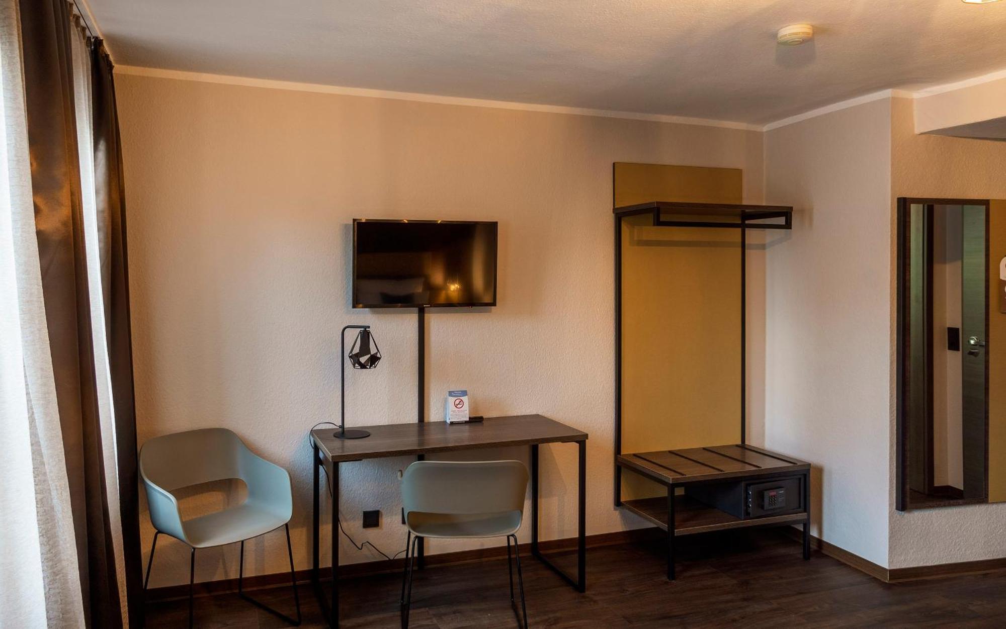 Trip Inn Hotel Sachsenhausen Франкфурт на Майн Екстериор снимка